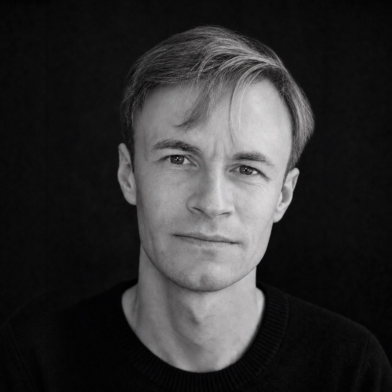 Jordan Lee, black and white portrait